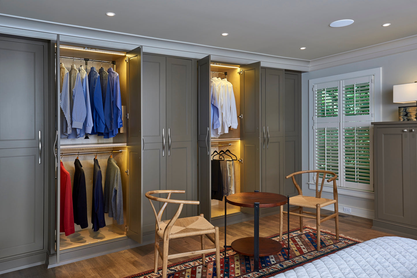 Rev-A-Shelf CPDR-1826 Adjustable Pull-Down Closet Rod 21.5 inches to 26 inches